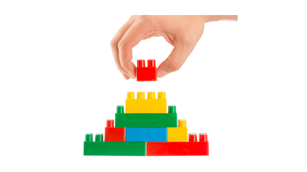 BUILDING ENTERPRISE FINTECH APPLICATIONS USING YUKTAONE